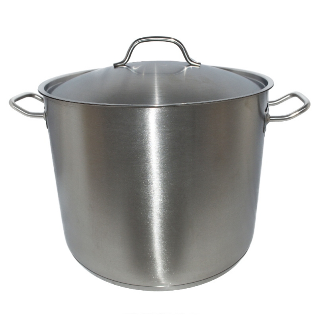 Кастрюля с металлической крышкой 15 л.,